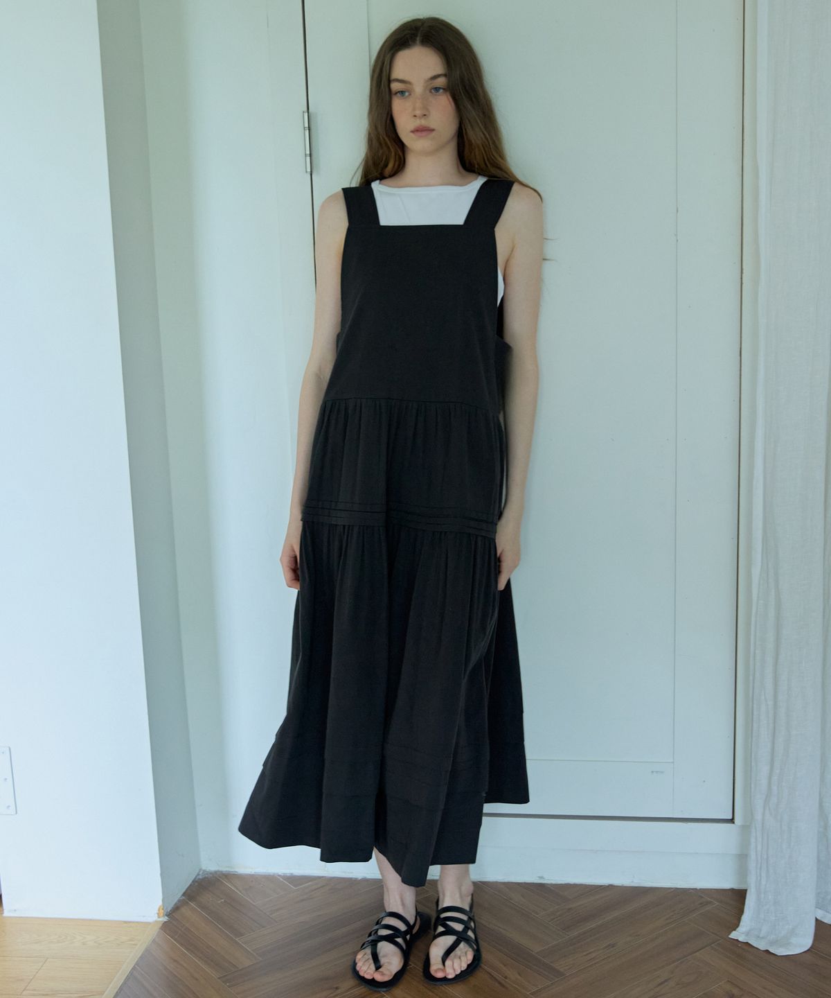 오픈도어스튜디오(OPENDOORSTUDIO) Pintuck Pleated Long Dress Black