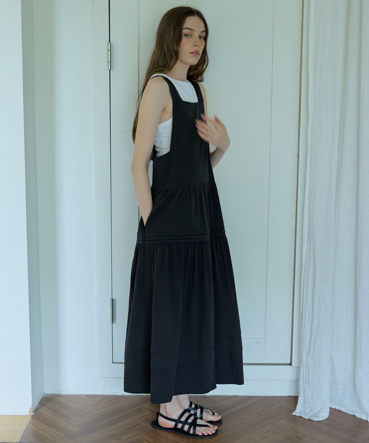 오픈도어스튜디오(OPENDOORSTUDIO) Pintuck Pleated Long Dress Black