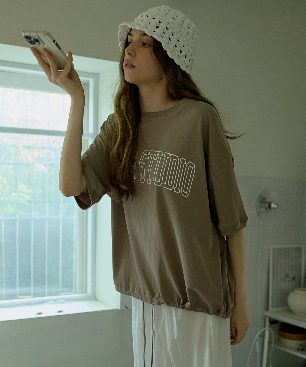 오픈도어스튜디오(OPENDOORSTUDIO) Arch Logo Drawstring TShirt Beige