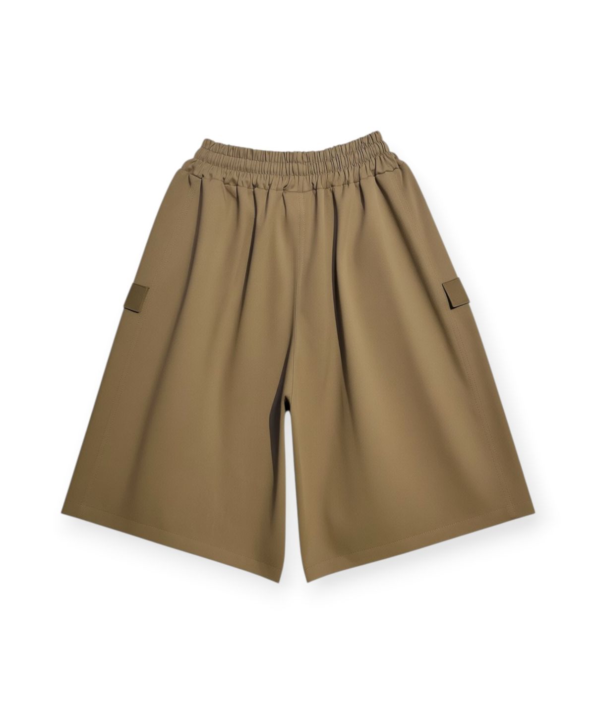 본슬리피(BORN SLIPPY) Essential Crystal Stud Bermuda Shorts (Beige)