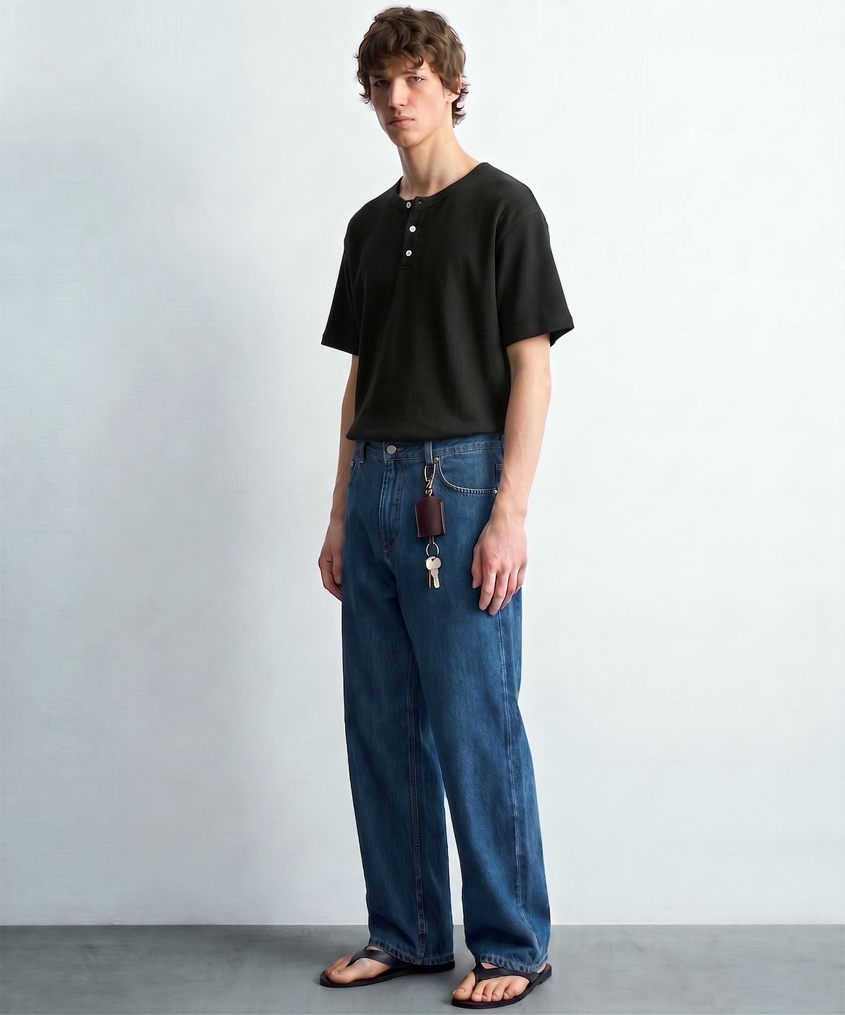 디 그랜드 마틴(DE GRAND MATIN) Waffle Henley-neck T-shirt_Black