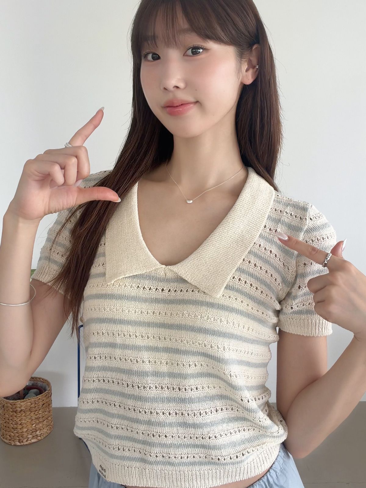 오라이(ORIGHH) 스카시 스트라이프 브이넥 썸머니트_네이비(3color/2size)