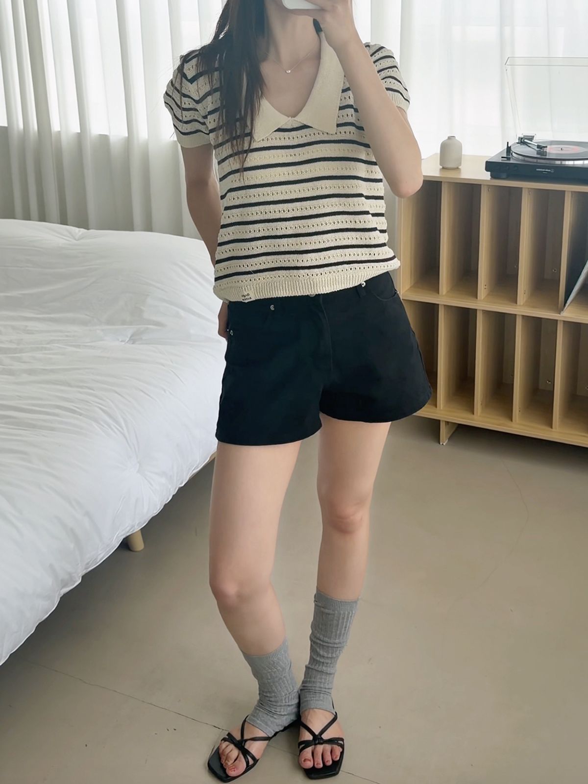 오라이(ORIGHH) 스카시 스트라이프 브이넥 썸머니트_그레이(3color/2size)