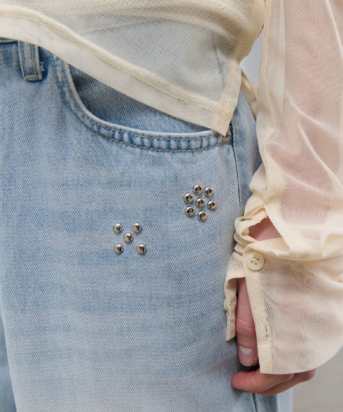 토아베(TOAVE) Stud Detail Wide Denim (Light blue)