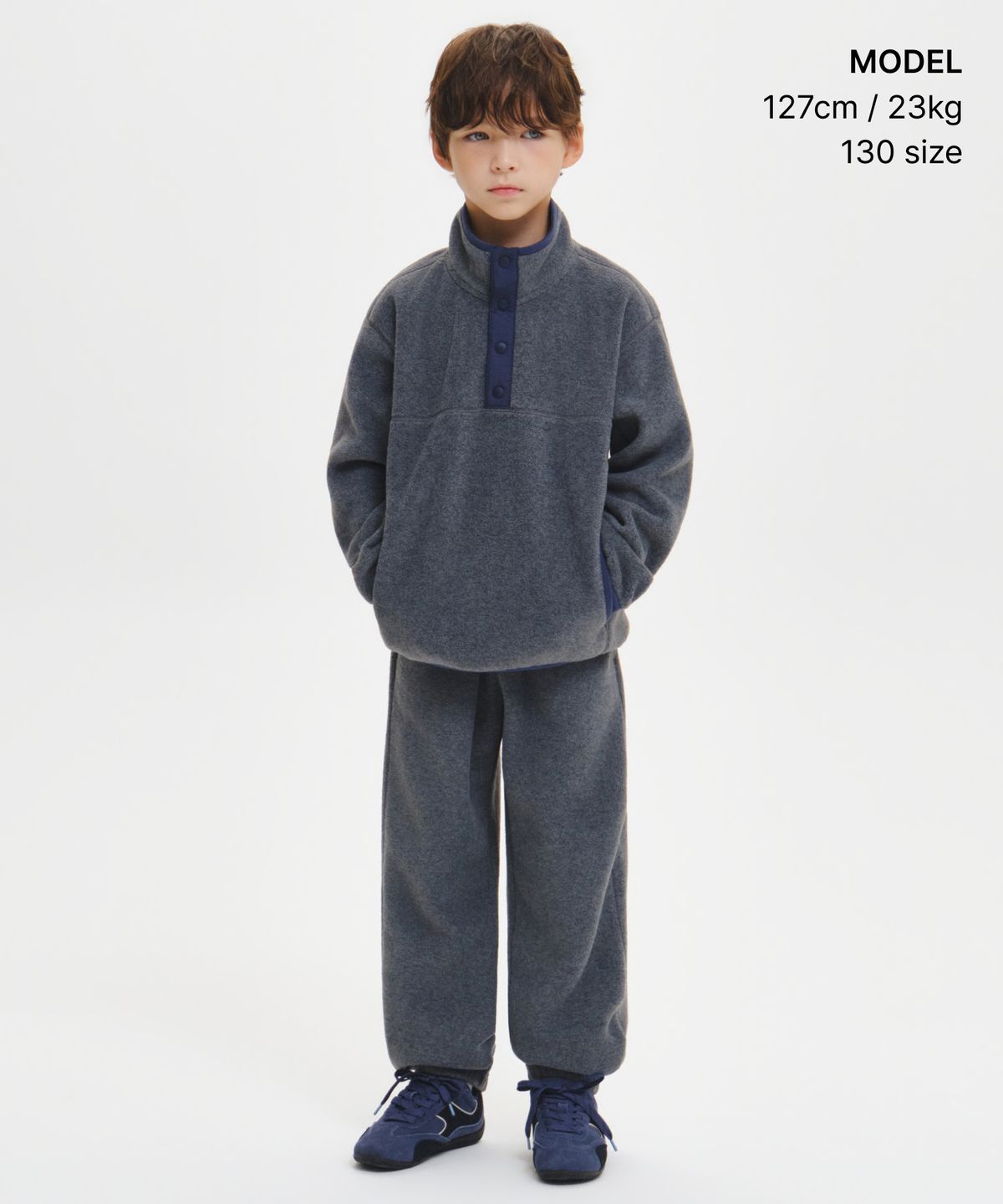 무신사 스탠다드 키즈(MUSINSA STANDARD KIDS) 폴라 플리스 스웨트 팬츠 [미디엄 그레이]