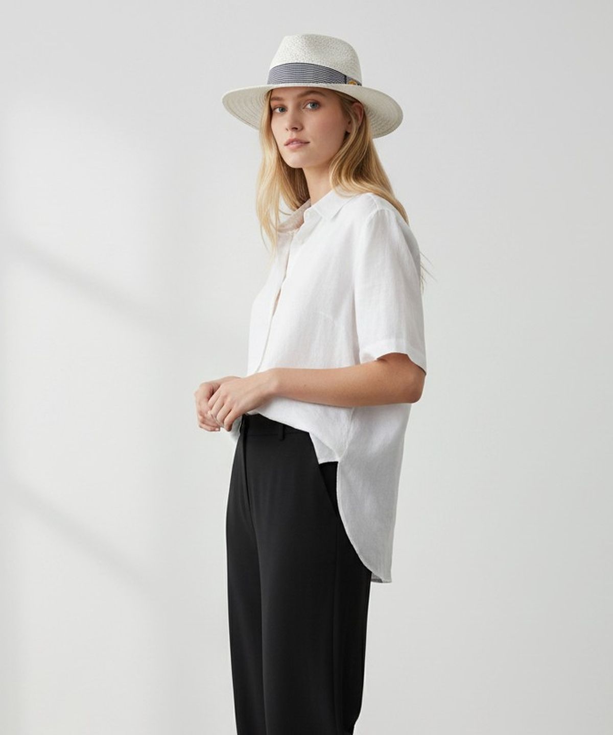 유니버셜 케미스트리(UNIVERSAL CHEMISTRY) Stripe Line Summer White Fedora - Big Size 여름페도라