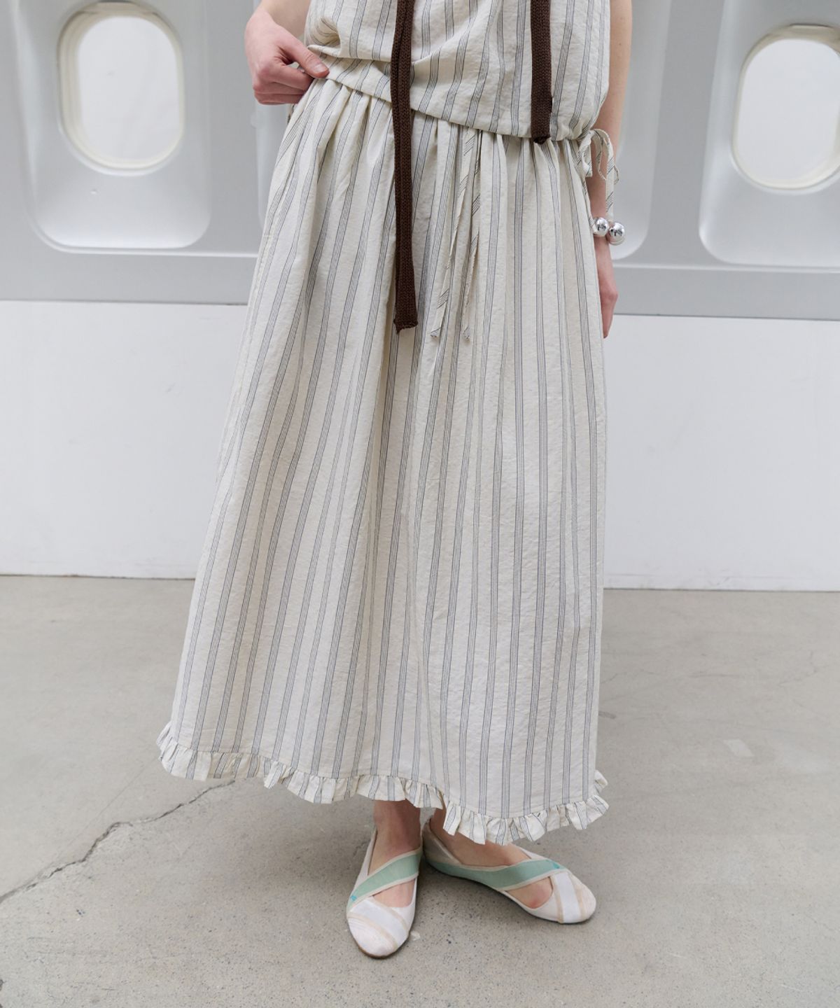 토아베(TOAVE) Soho Stripe Skirt (Cream beige)