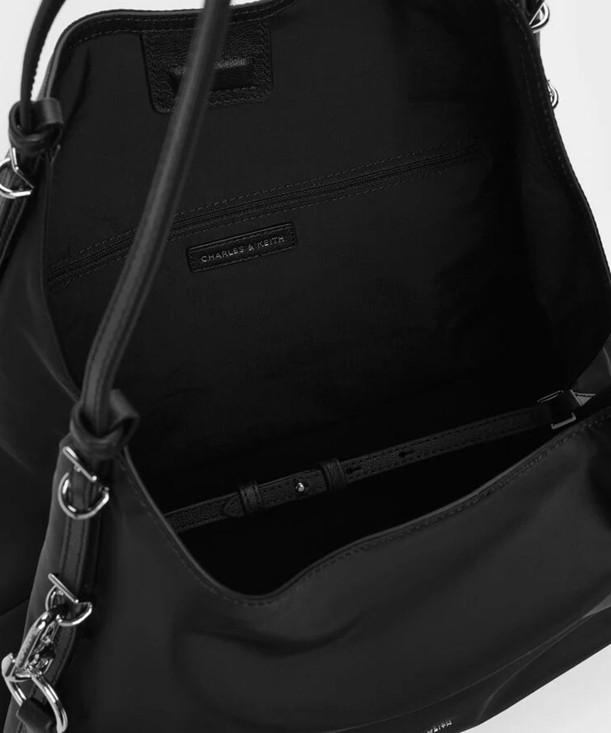 찰스앤키스(CHARLES & KEITH) 레비 나일론 토트백 CK2-30151539