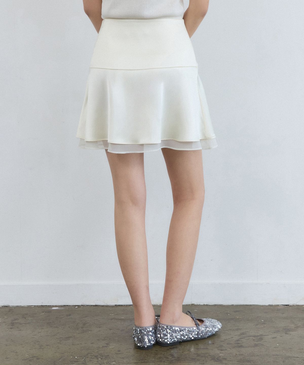 어다울(ADAUL) Satin flare layered mini skirt - lemon