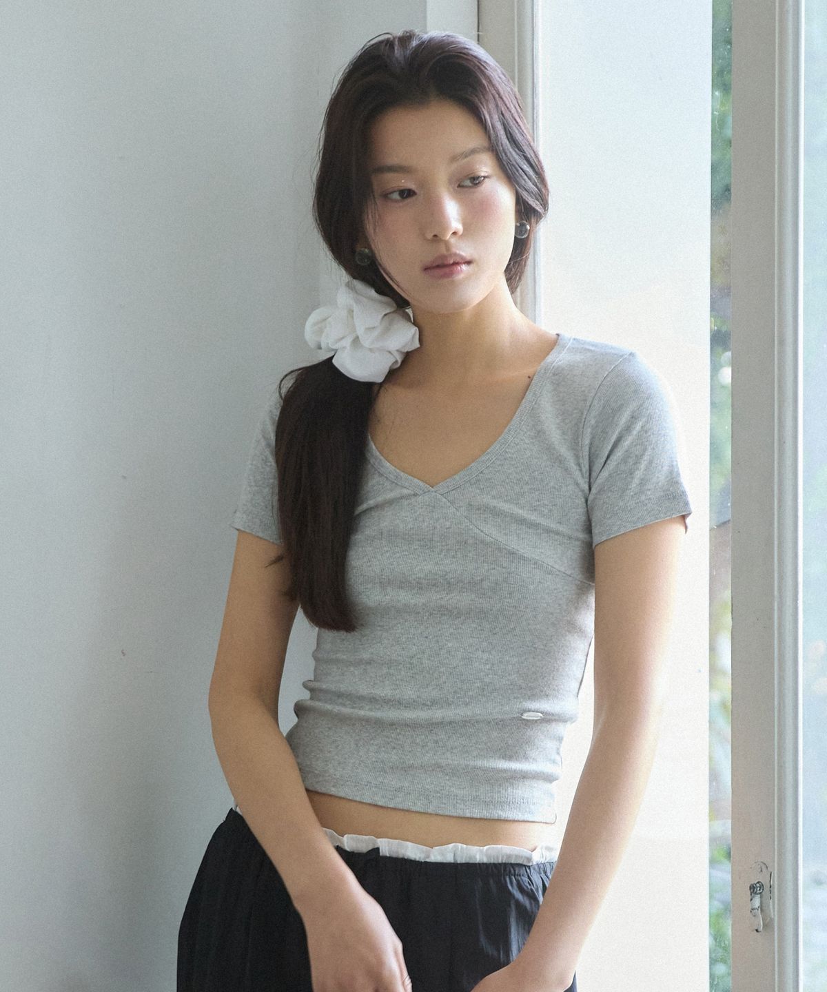 어다울(ADAUL) V-line detail slim fit t shirt - 3color