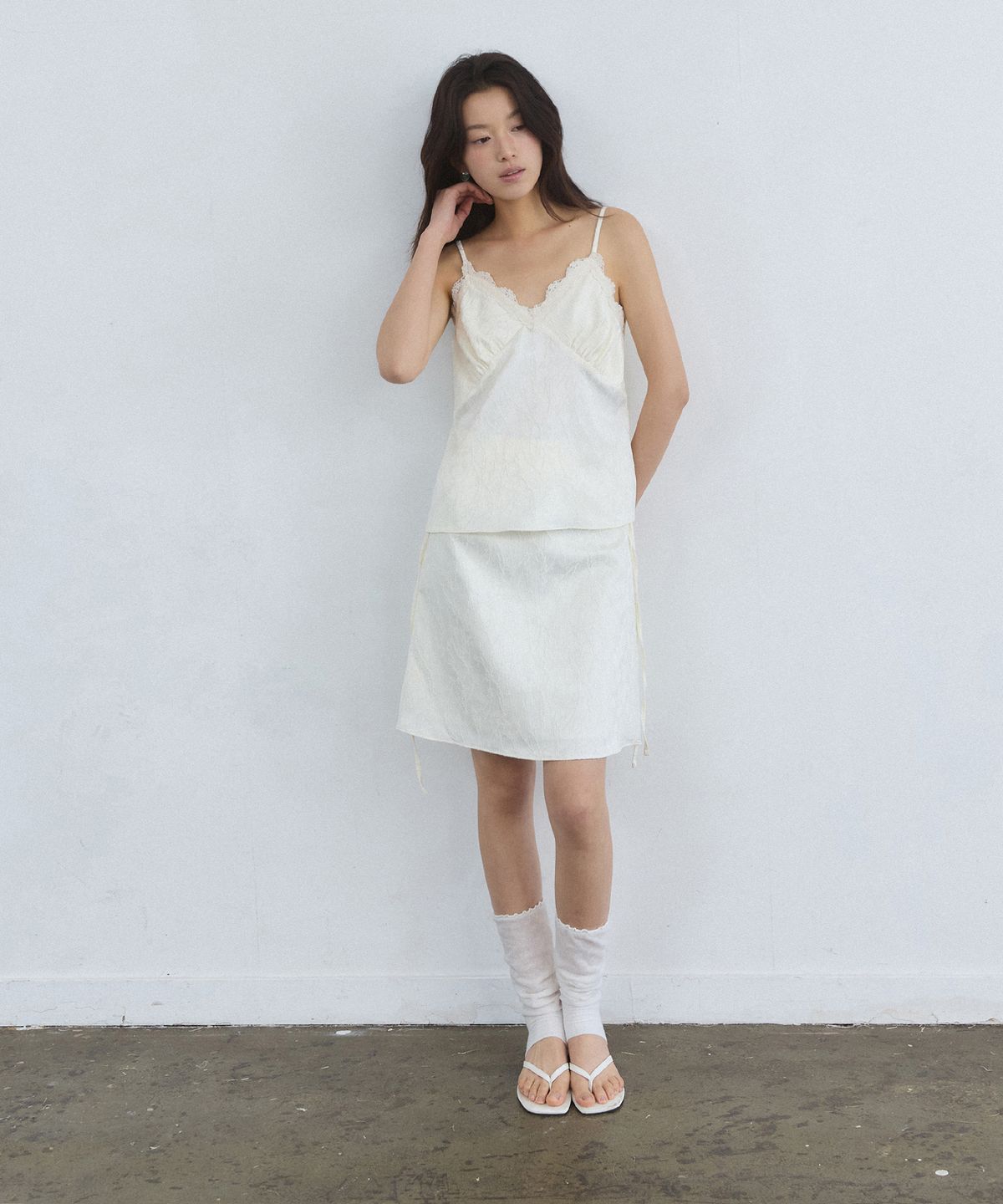 어다울(ADAUL) Jacquard satin ribbon midi skirt - cream