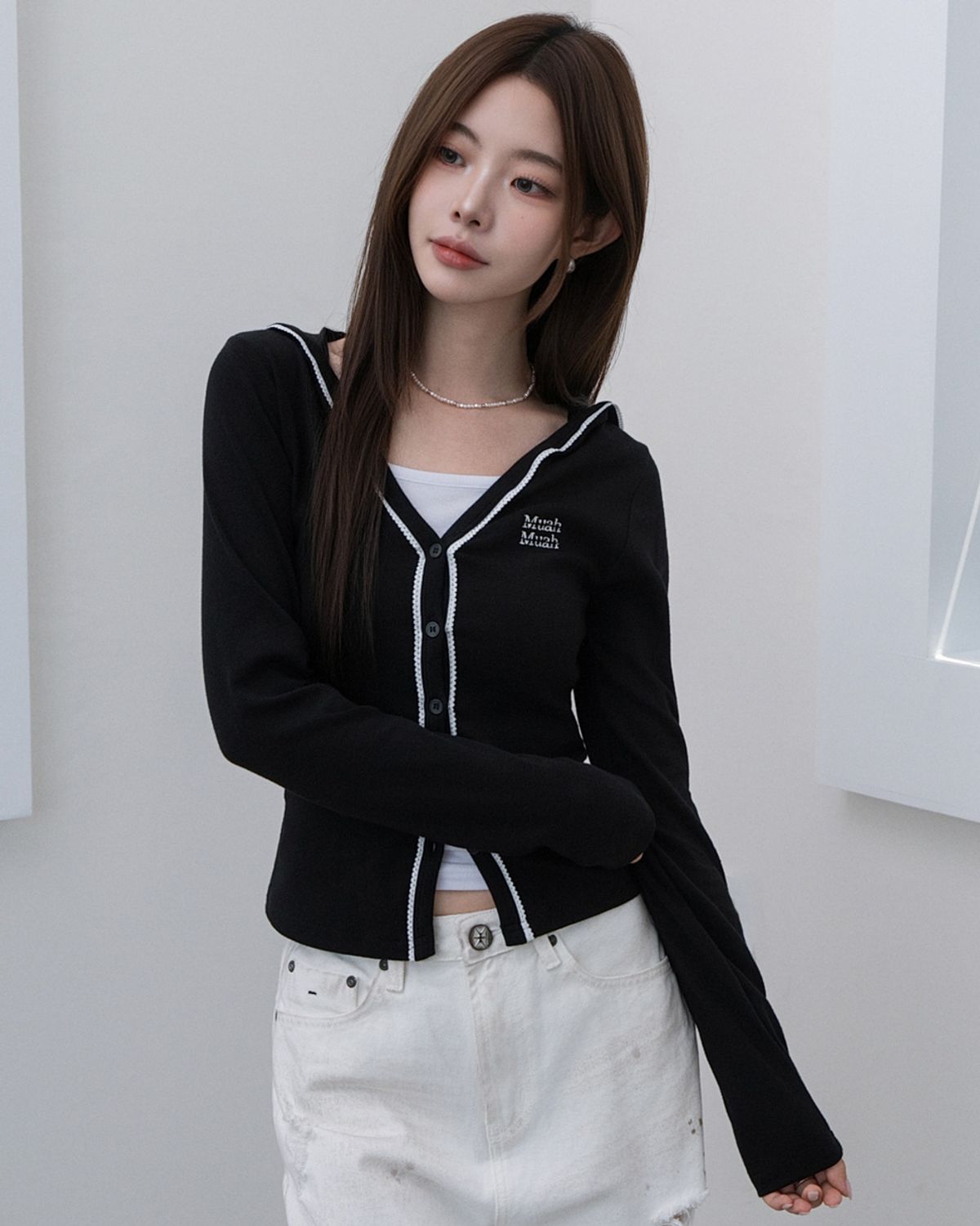 무아무아(MUAHMUAH) 레이스 포인트 더블 후드가디건 [블랙]