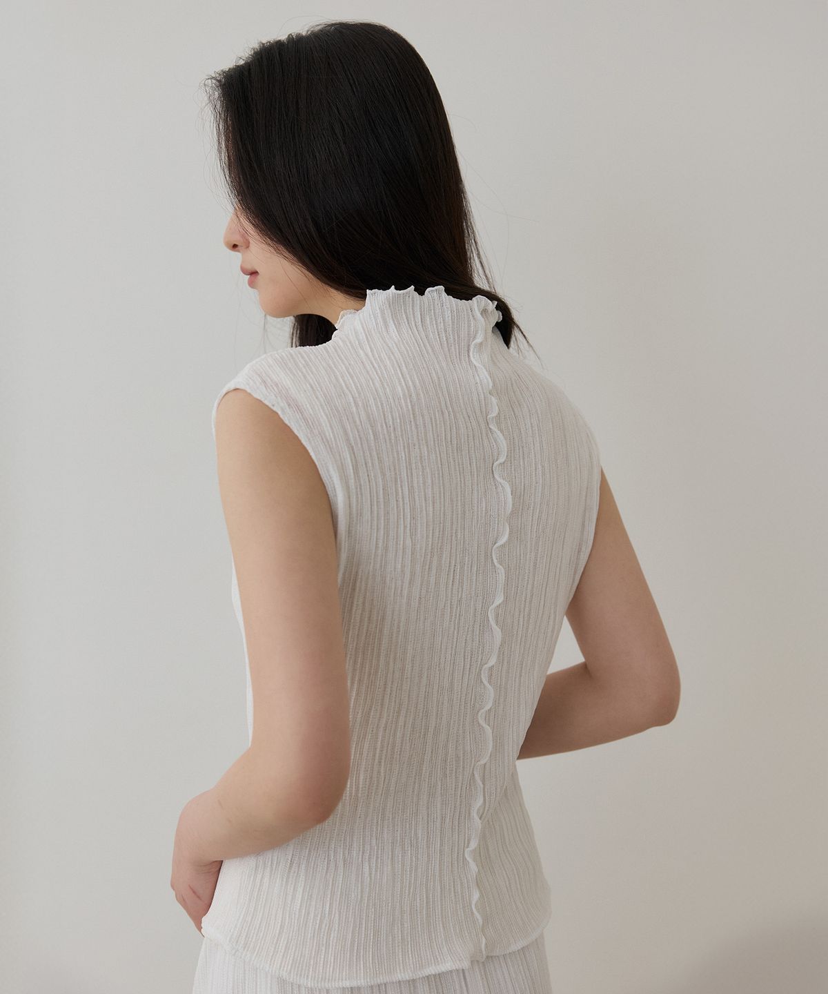 토와브(TOWAV) TEEN PLEATS BLOUSE_WHITE