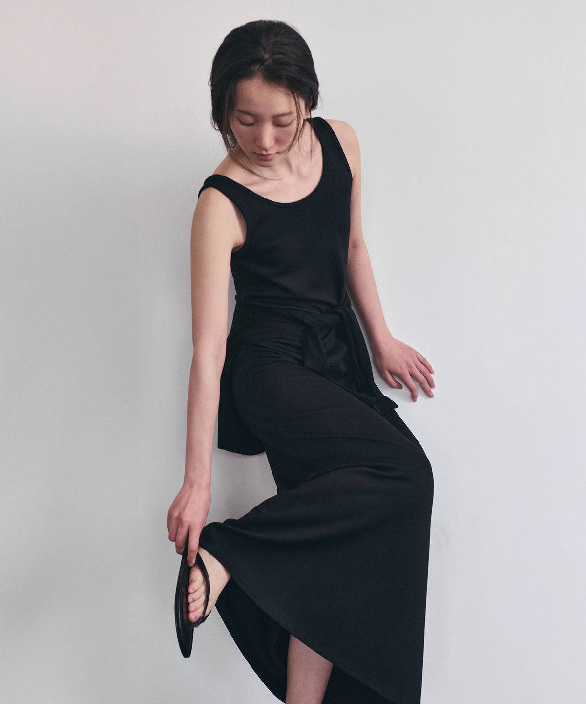 토와브(TOWAV) KATE SPAN DRESS_BLACK