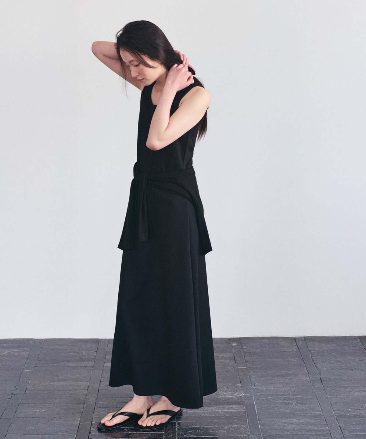 토와브(TOWAV) KATE SPAN DRESS_BLACK