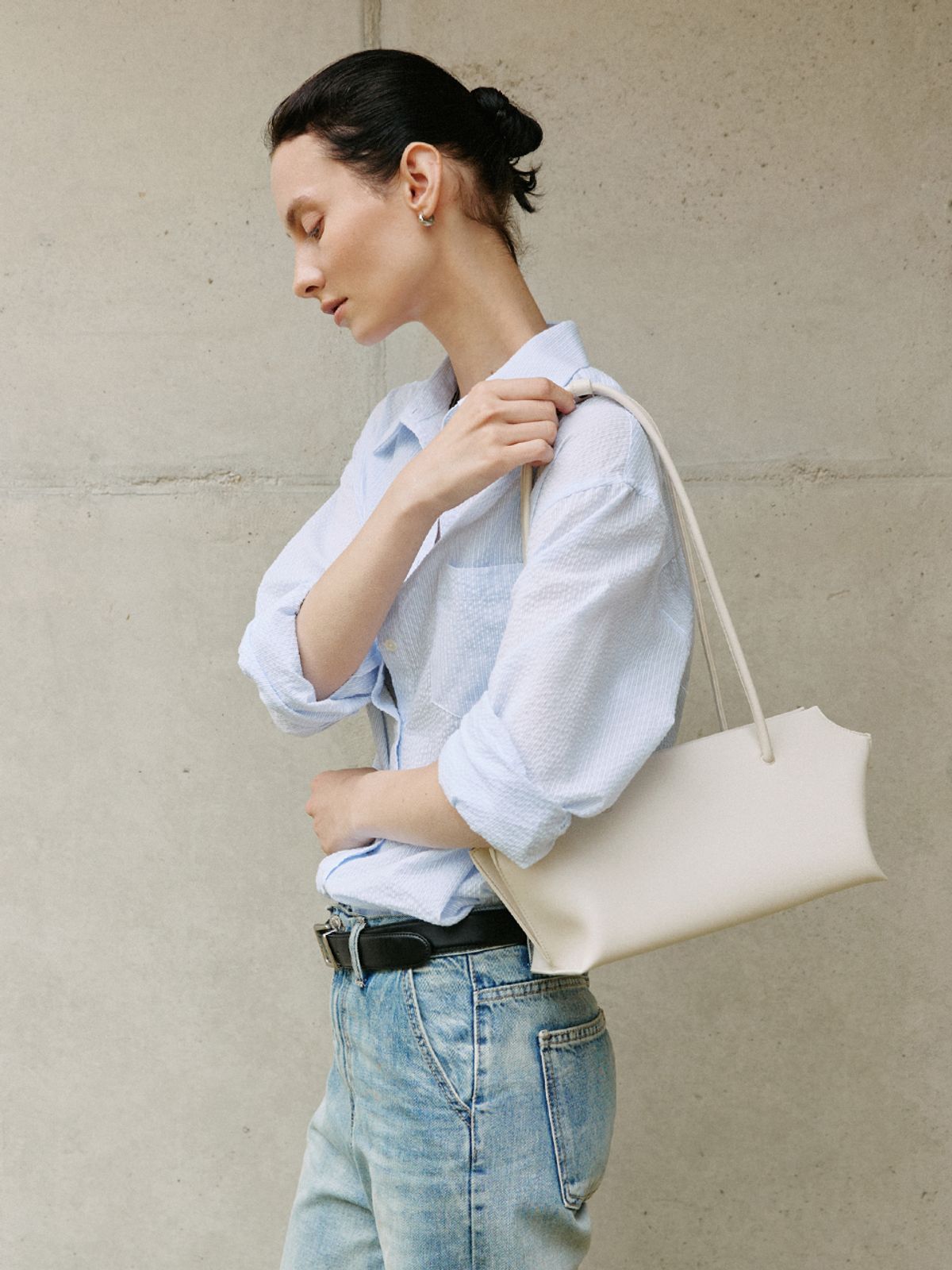 모어모르(MOREMORR) RIVA BAG _ ivory 숄더백 토트백