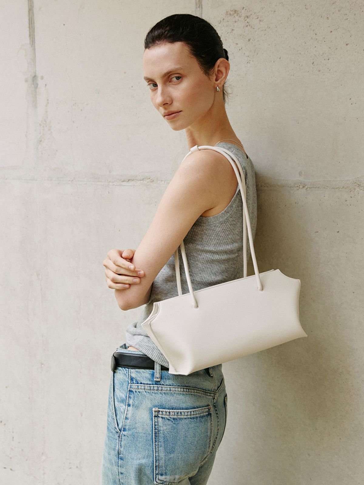 모어모르(MOREMORR) RIVA BAG _ ivory 숄더백 토트백