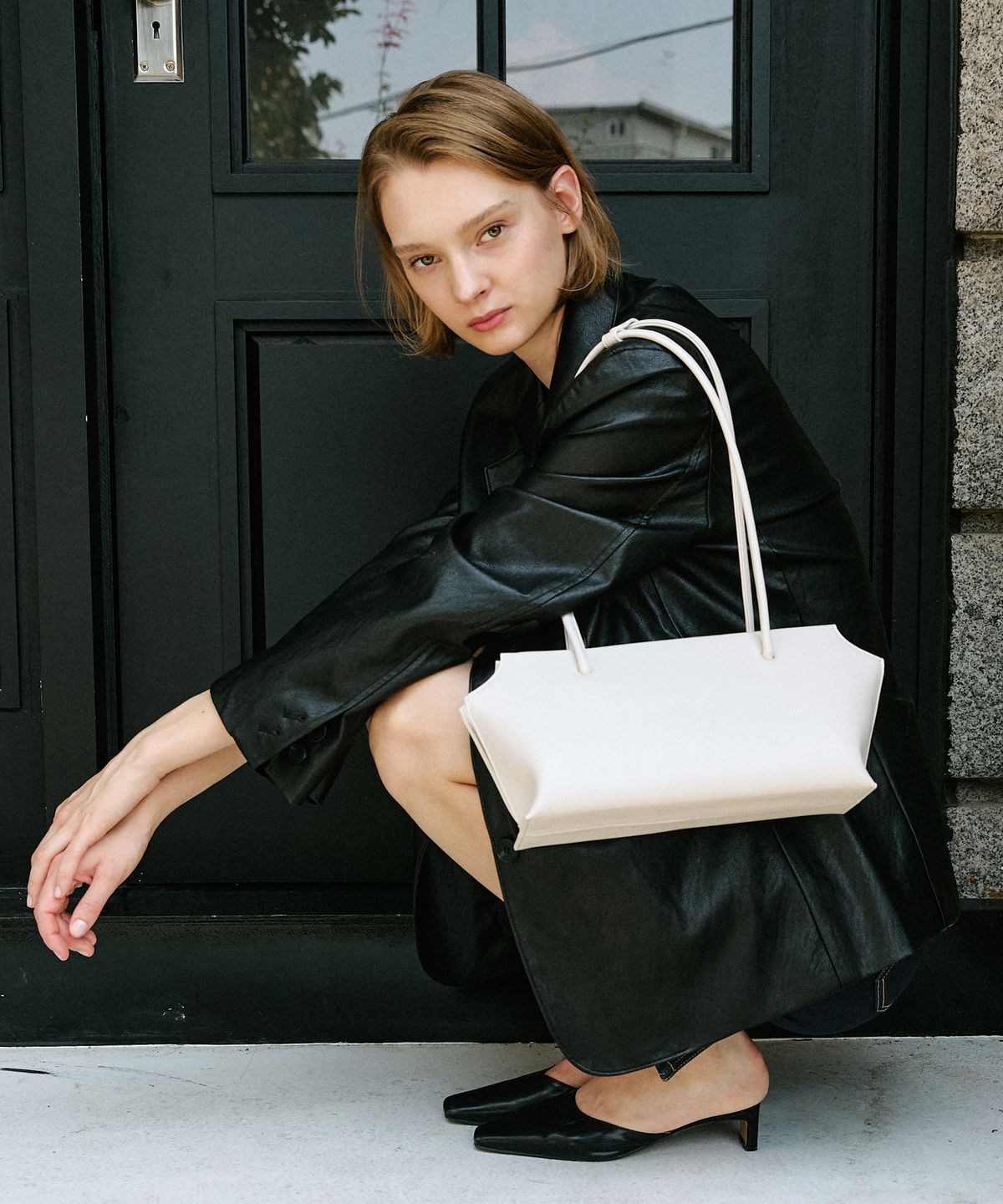 모어모르(MOREMORR) RIVA BAG _ ivory 숄더백 토트백