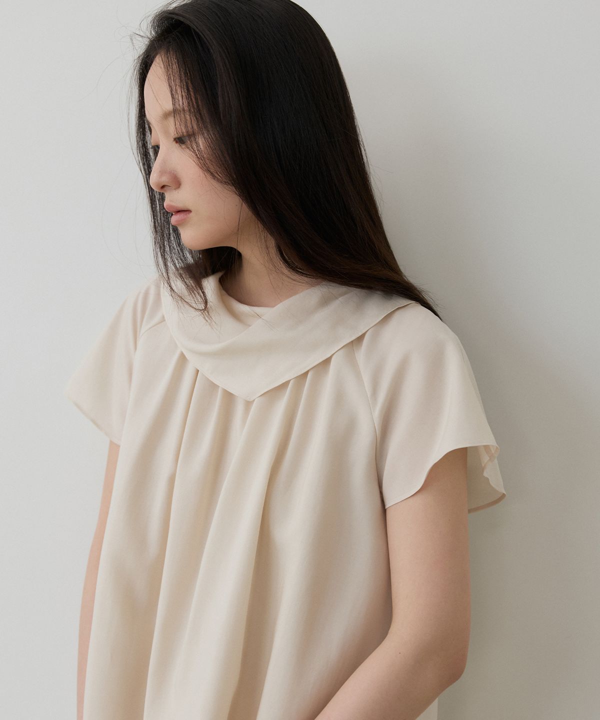 토와브(TOWAV) YEN FLARE BLOUSE_BEIGE