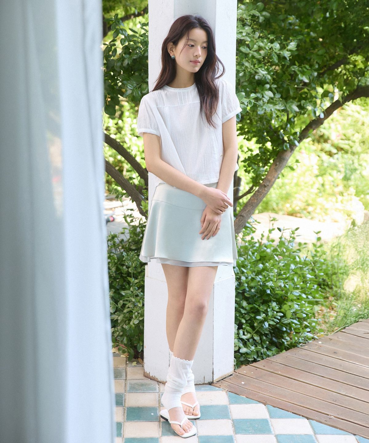 어다울(ADAUL) Lace line pintuck soft blouse - white