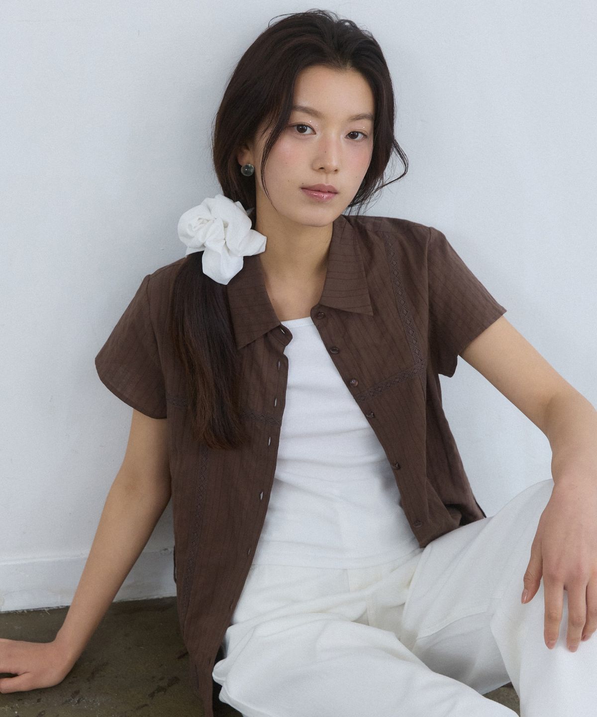 어다울(ADAUL) Cross lace see through belted blouse - brown