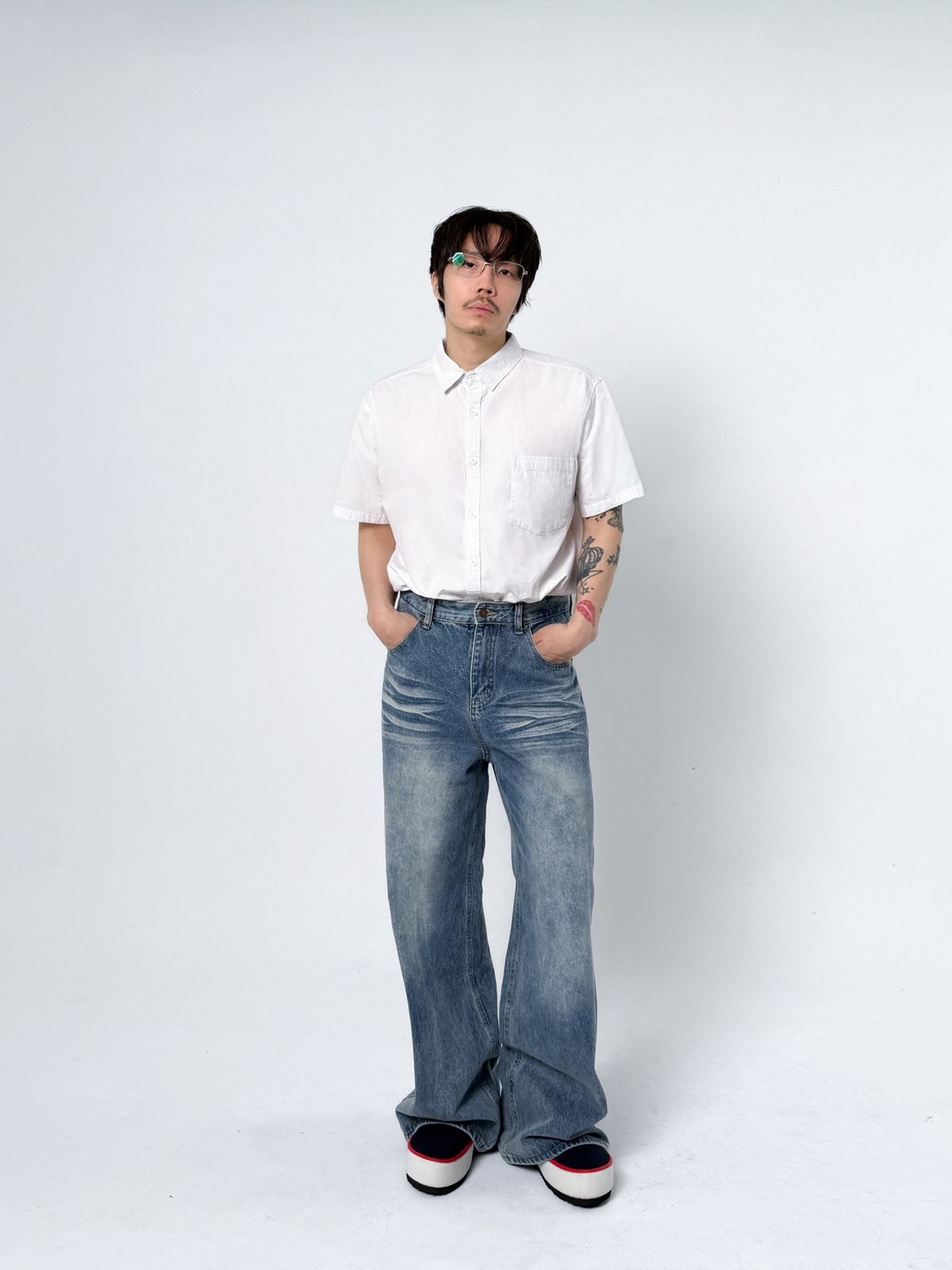 오버더와르(OVERTHEOIR) 씬코튼 옥스포드 반팔셔츠