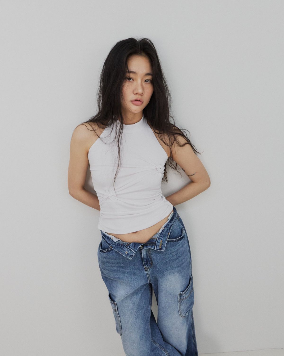 인스아울(INSEOWL) 로젯 홀터탑 - 화이트