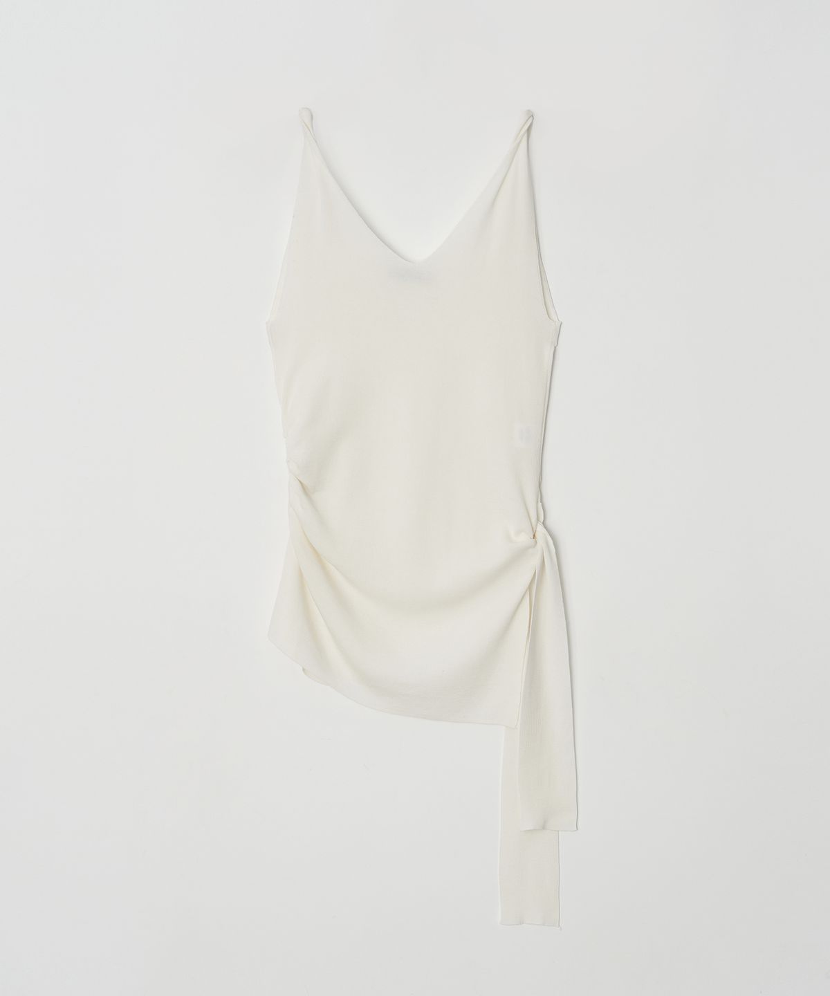 머지앤밍글(MERGE&MINGLE) Hera Shirring Belt Deep V Sleeveless Knit Top Blouse (Ivory)