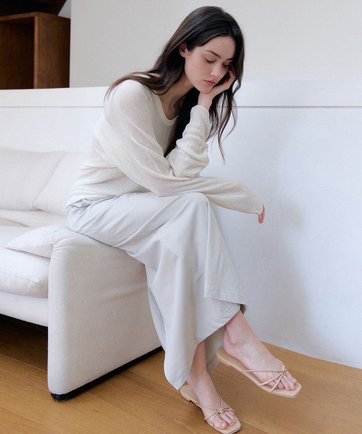 머지앤밍글(MERGE&MINGLE) Robin Sheer Dry Terry Boucle Knit Top (Ivory)