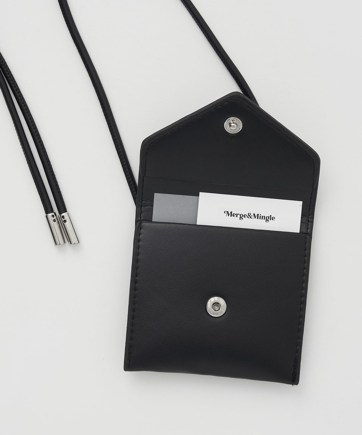 머지앤밍글(MERGE&MINGLE) Miel Micro Envelope Card Cross Bag (Black)