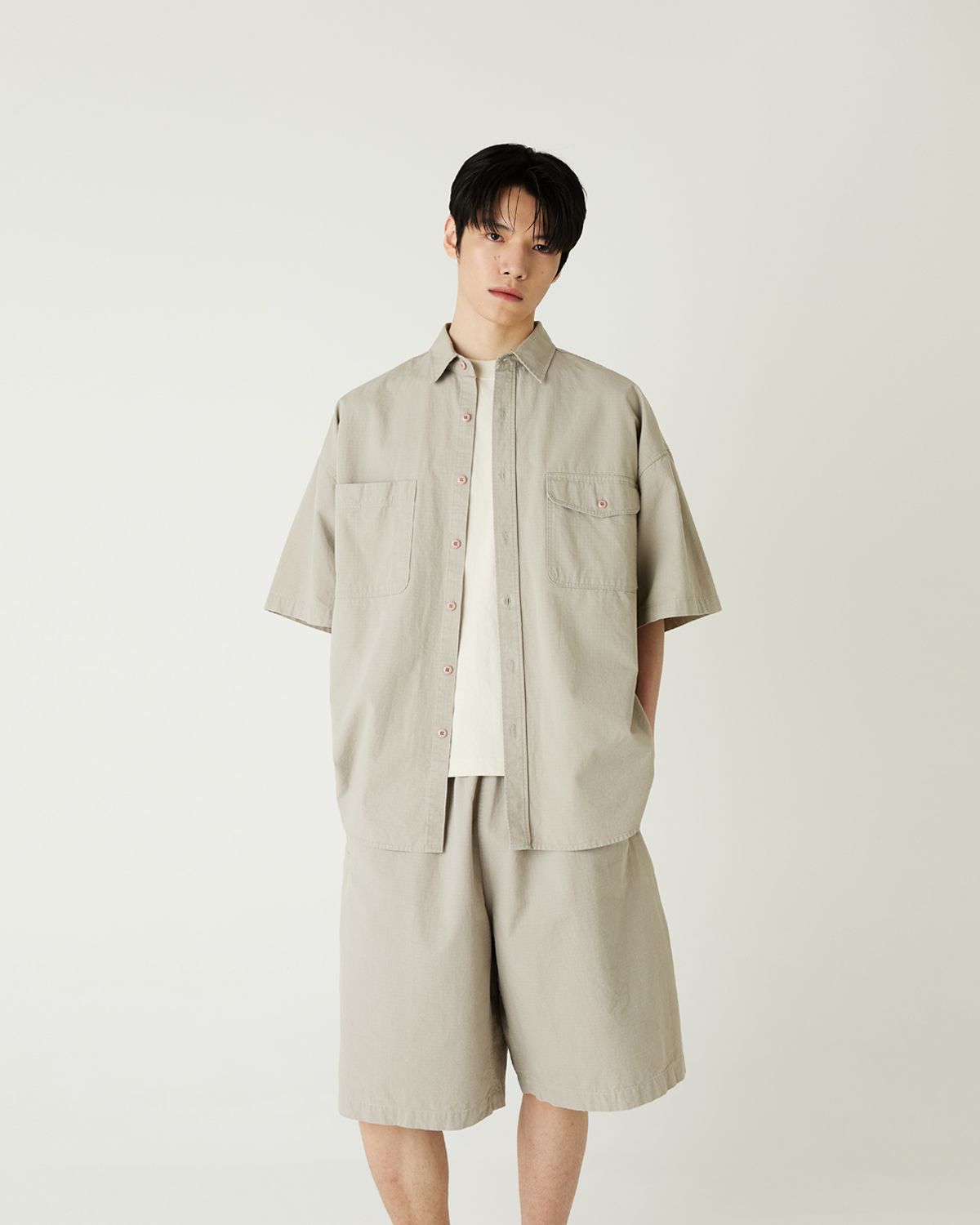 디앤드퀘스천(THEENDQUESTION) Ripstop pigment half pants / BEIGE