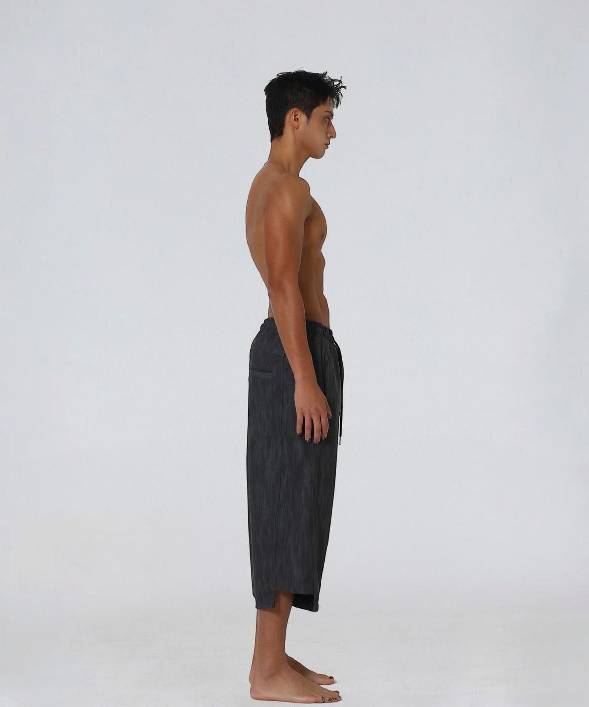 엑세스(XX) Leather Side Incision Bermuda Pants