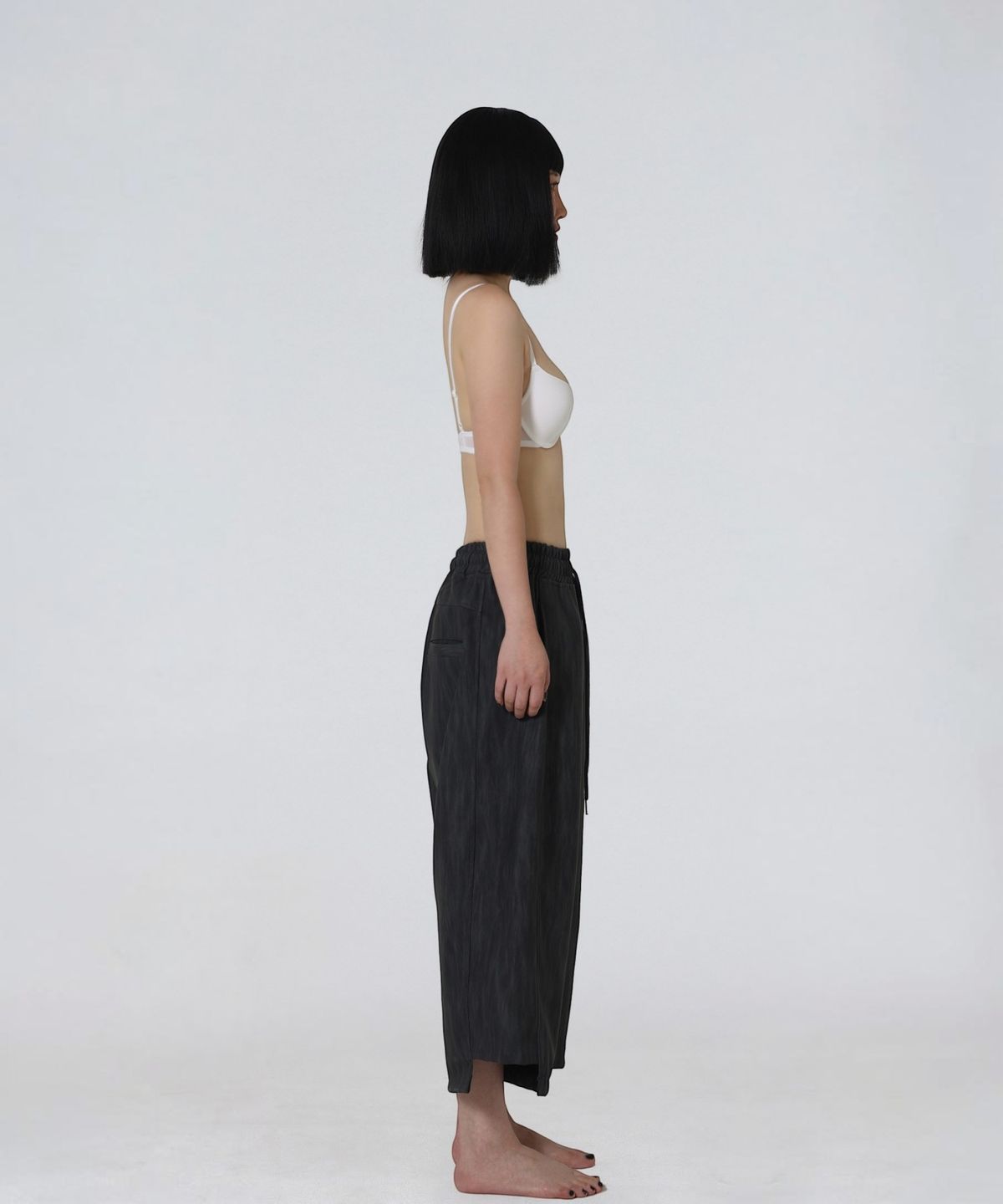 엑세스(XX) Leather Side Incision Bermuda Pants