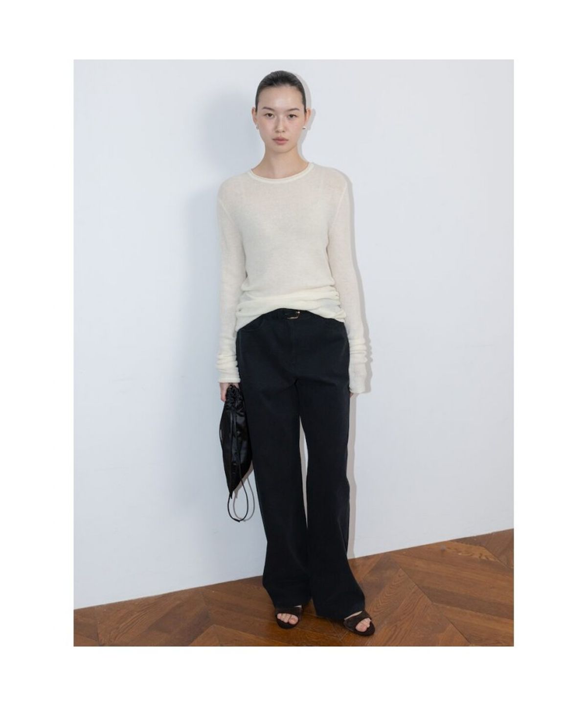 디애퍼처(THE APERTURE) Sheer Round Knit Top  Ivory (TA6251A080)