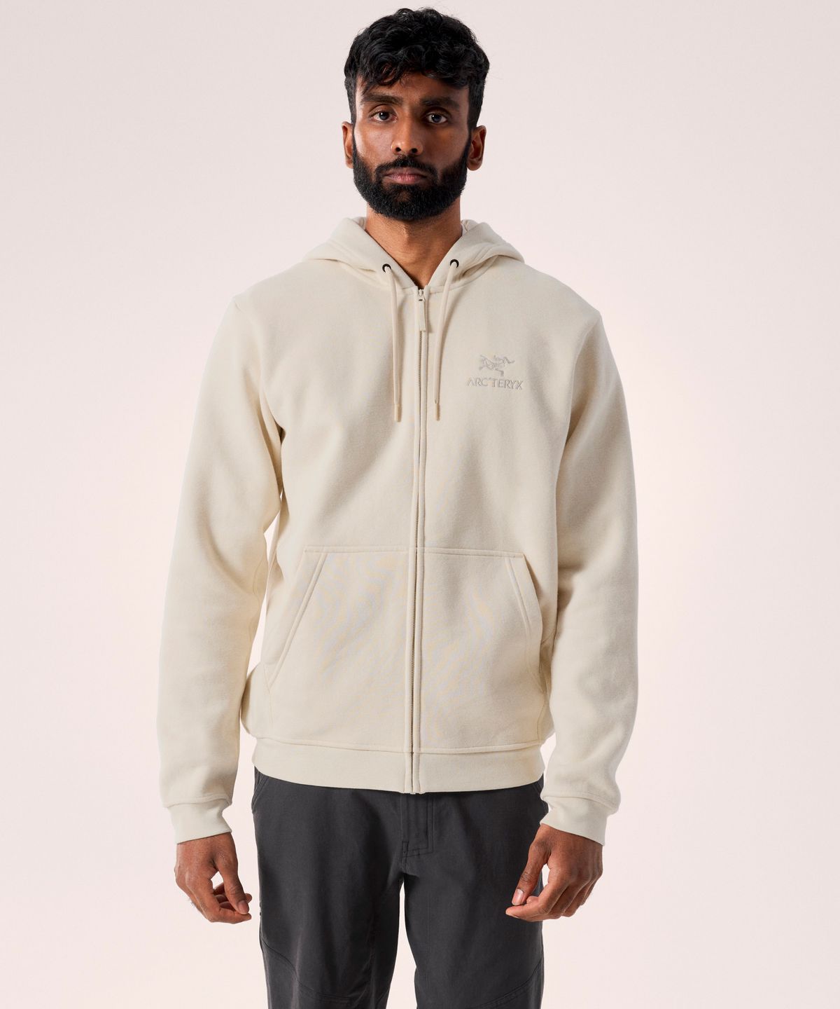 아크테릭스(ARCTERYX) 엠블럼 플리스 풀-짚 후디 남성  - SEA SALT / AJQSM09929