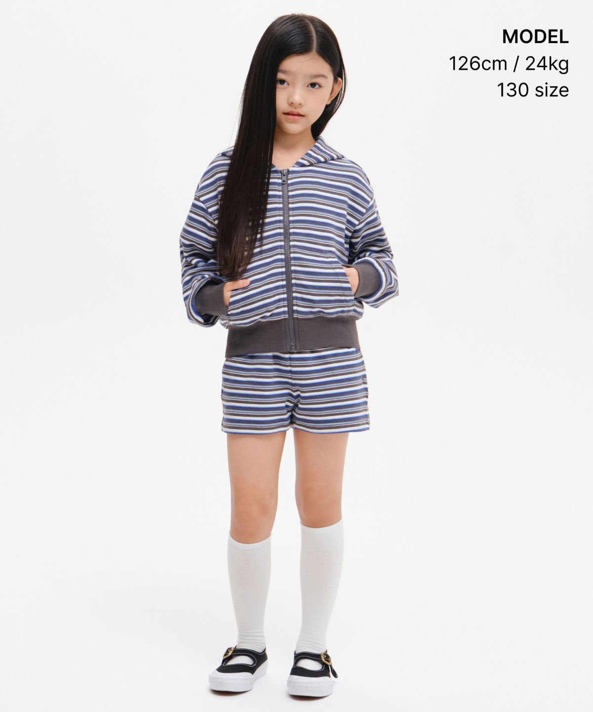 무신사 스탠다드 키즈(MUSINSA STANDARD KIDS) 걸즈 멀티 스트라이프 스웨트 쇼츠 [스카이 블루]