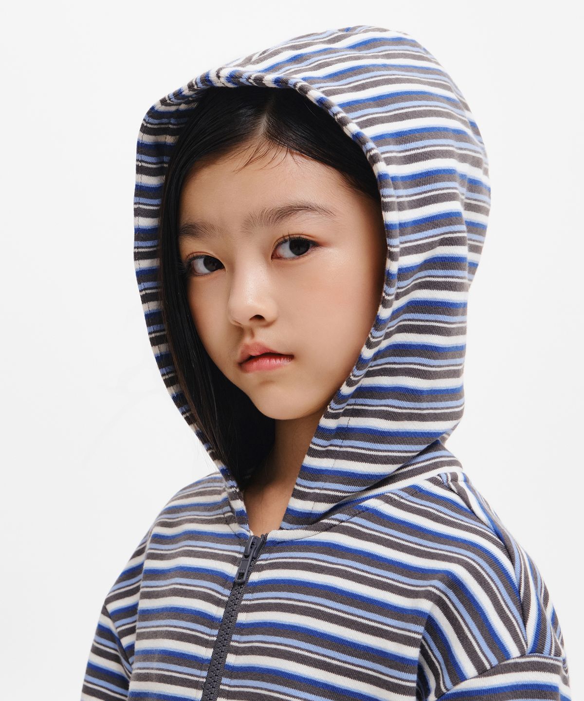 무신사 스탠다드 키즈(MUSINSA STANDARD KIDS) 걸즈 멀티 스트라이프 후디드 스웨트 집업 [스카이 블루]
