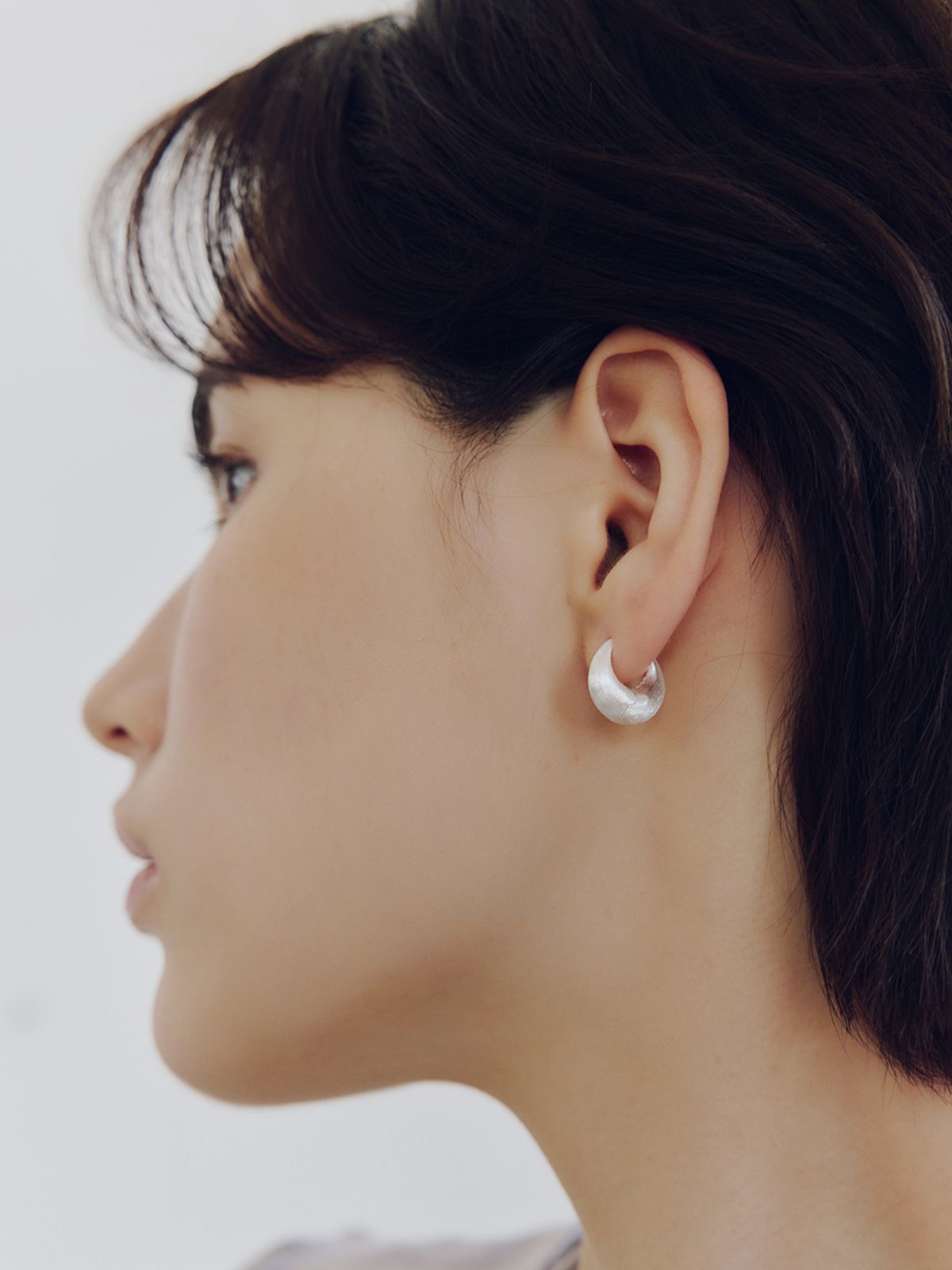 이너프(ENUFF) (silver 925) Textured hobo earring