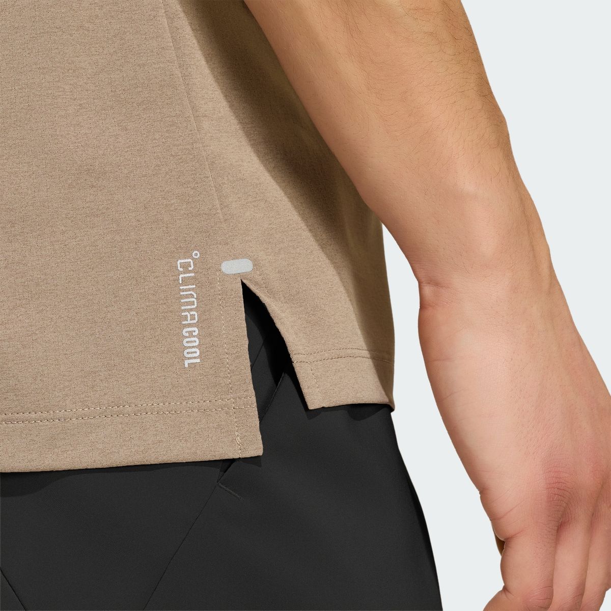 아디다스(ADIDAS) 아디365 러닝 클라이마쿨 아이코닉 티셔츠 KS3248