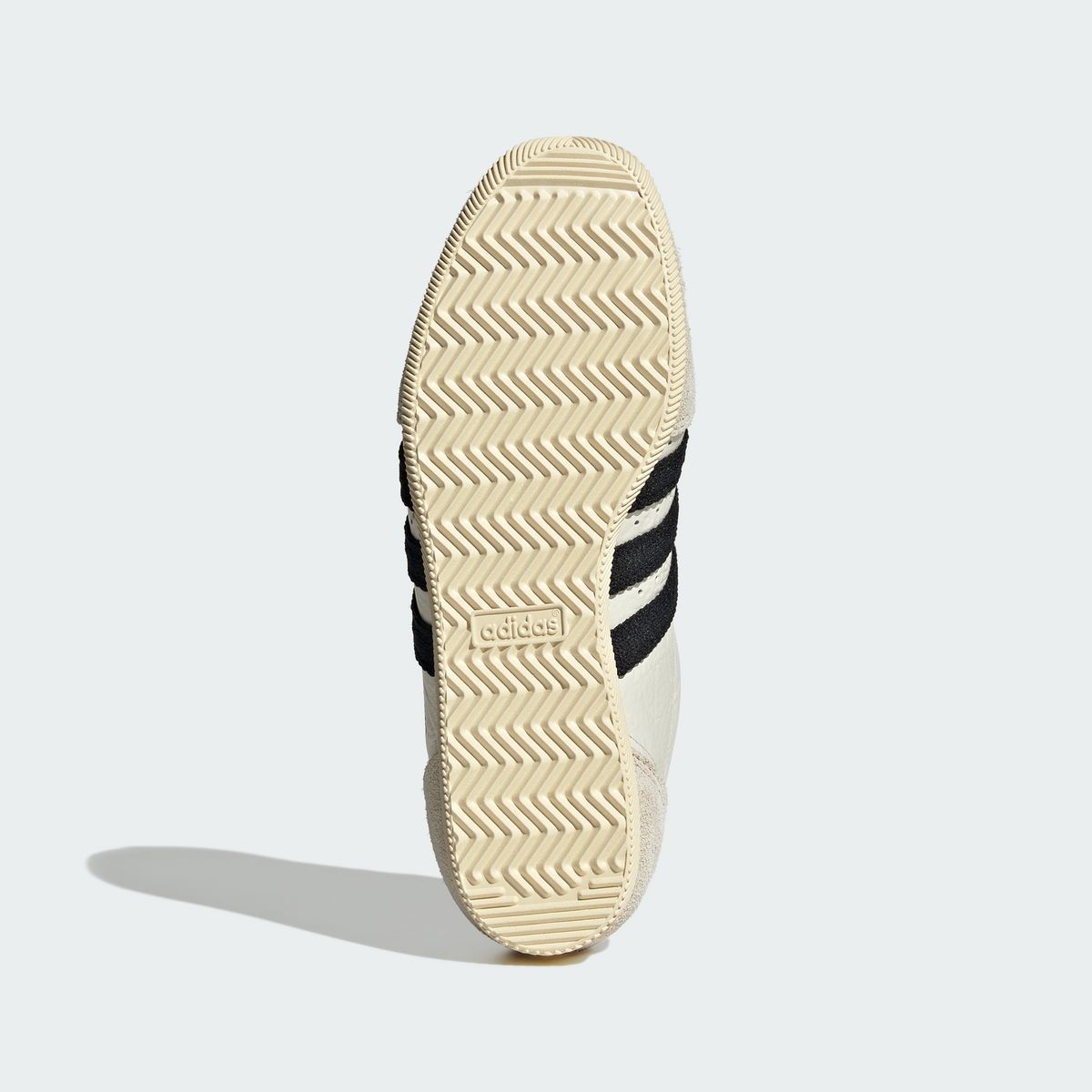 아디다스(ADIDAS) 재팬 KI3030