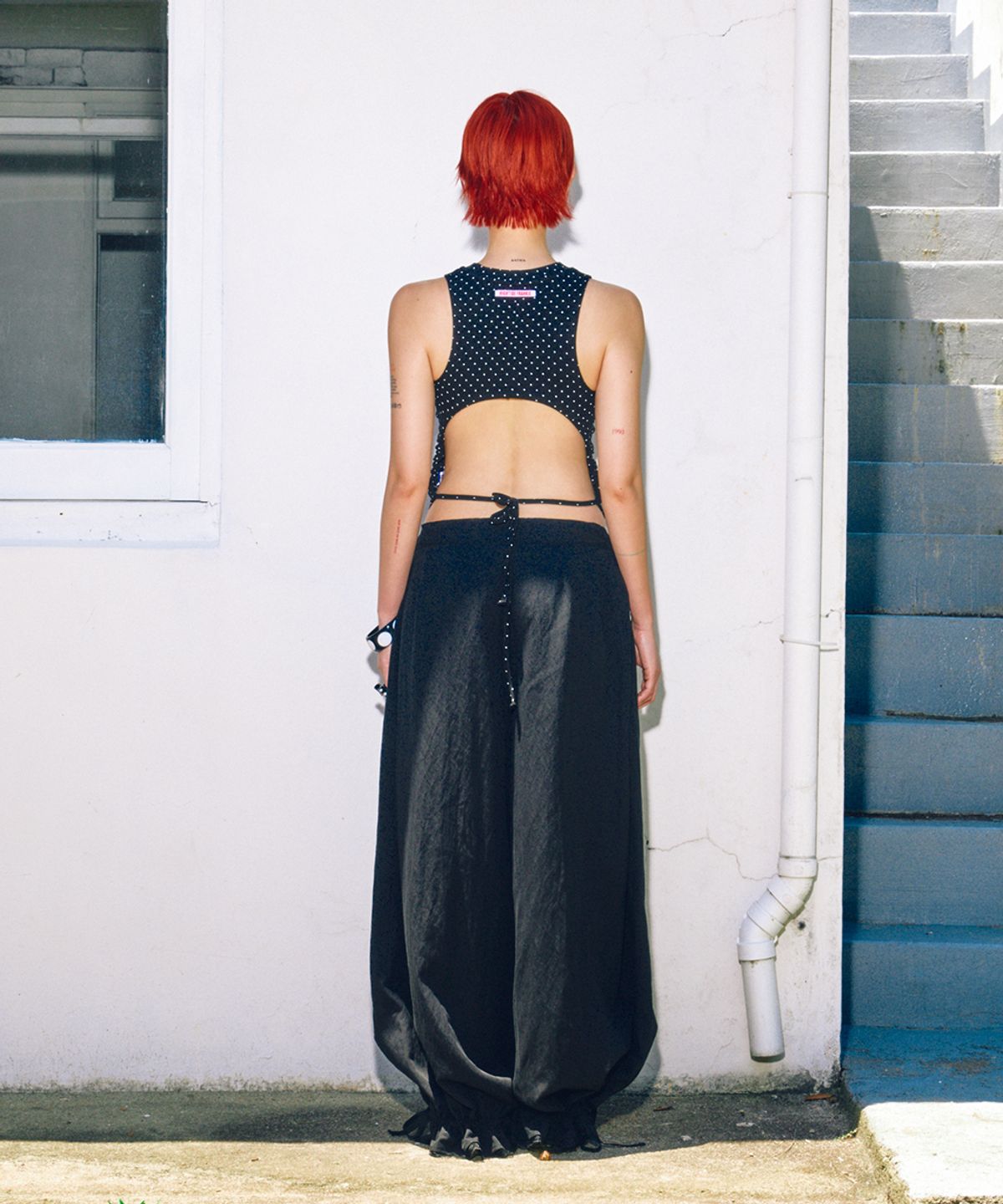 하이타이드 프랭키(HIGHTIDEFRANKIE) Summer Brain Halter Neck Top Black