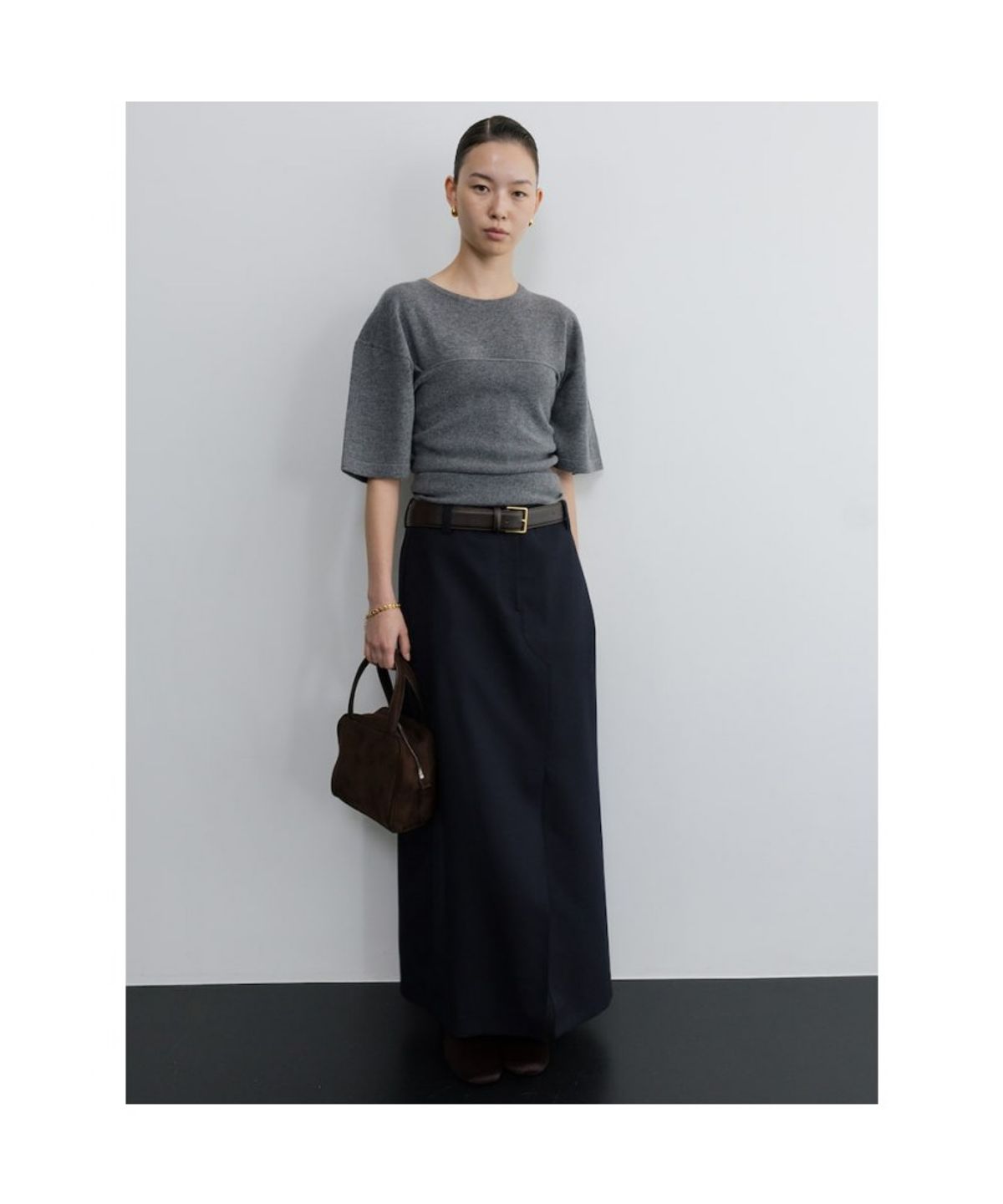 디애퍼처(THE APERTURE) Winter Charlie Long Skirt  Navy (TA6127A03R)