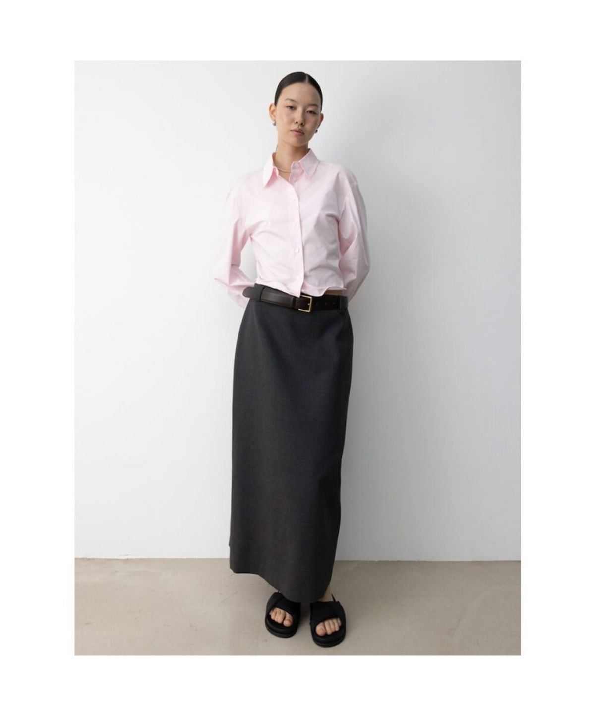 디애퍼처(THE APERTURE) Troia H Line Skirt  Grey (TA6127A043)