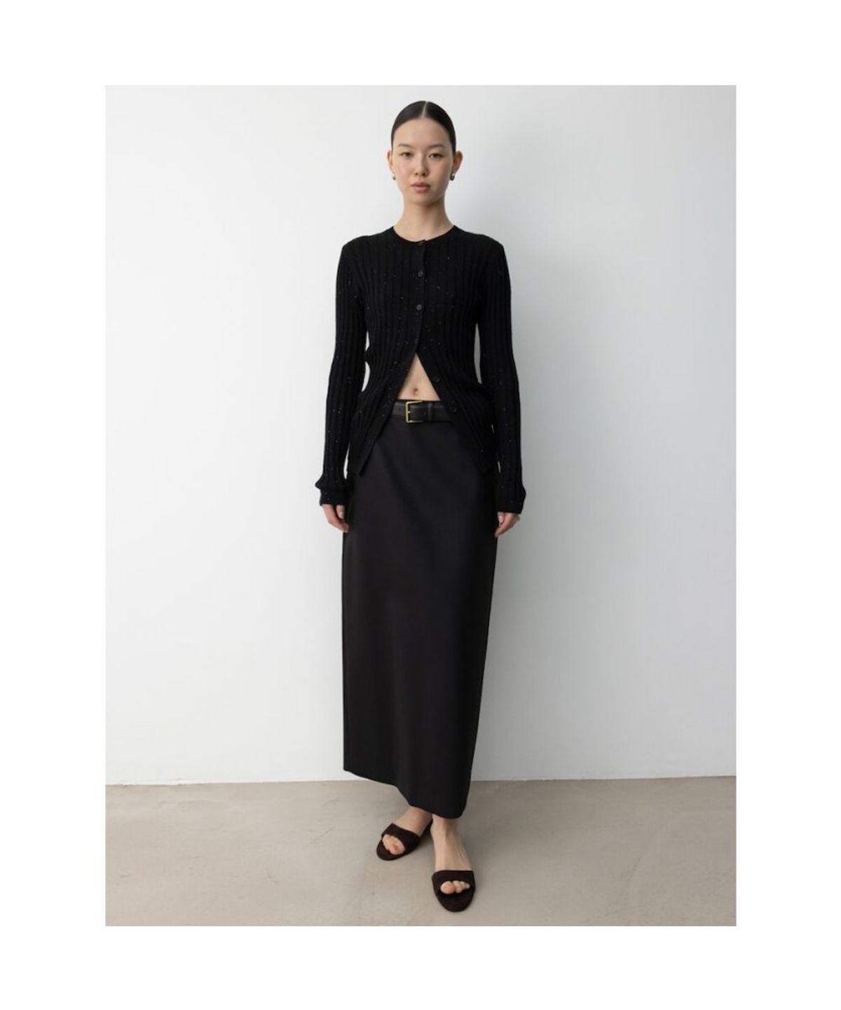 디애퍼처(THE APERTURE) Troia H Line Skirt  Black (TA6127A045)