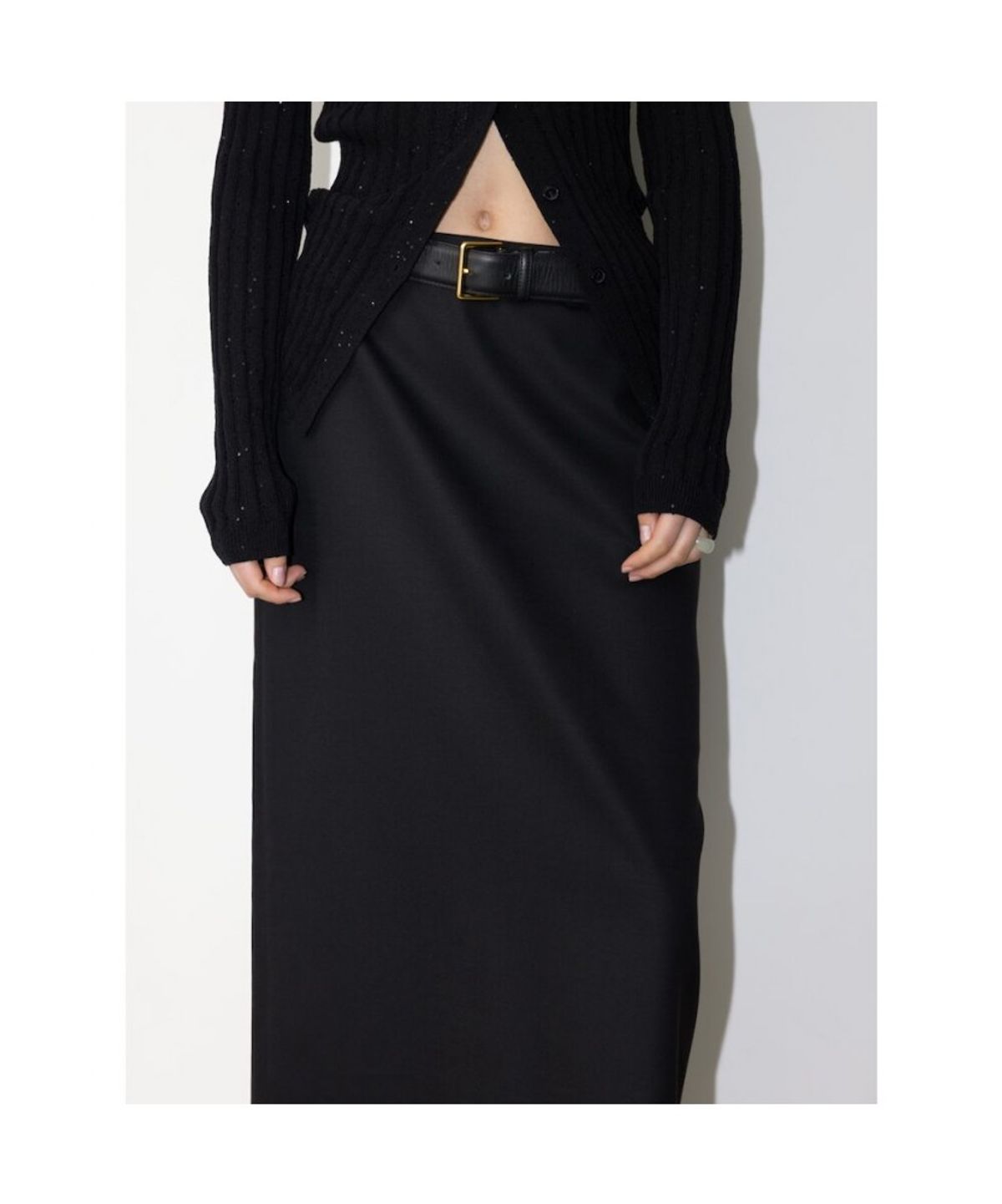 디애퍼처(THE APERTURE) Troia H Line Skirt  Black (TA6127A045)