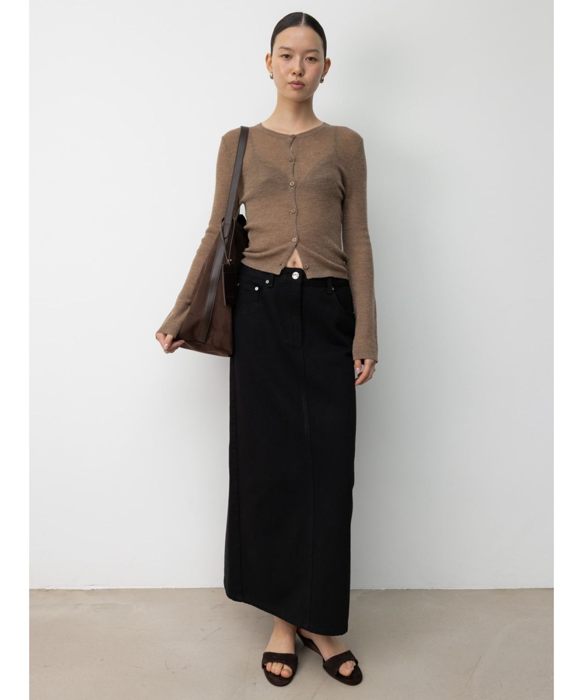 디애퍼처(THE APERTURE) 60s H Line Denim Skirt  Black (TA6227A095)
