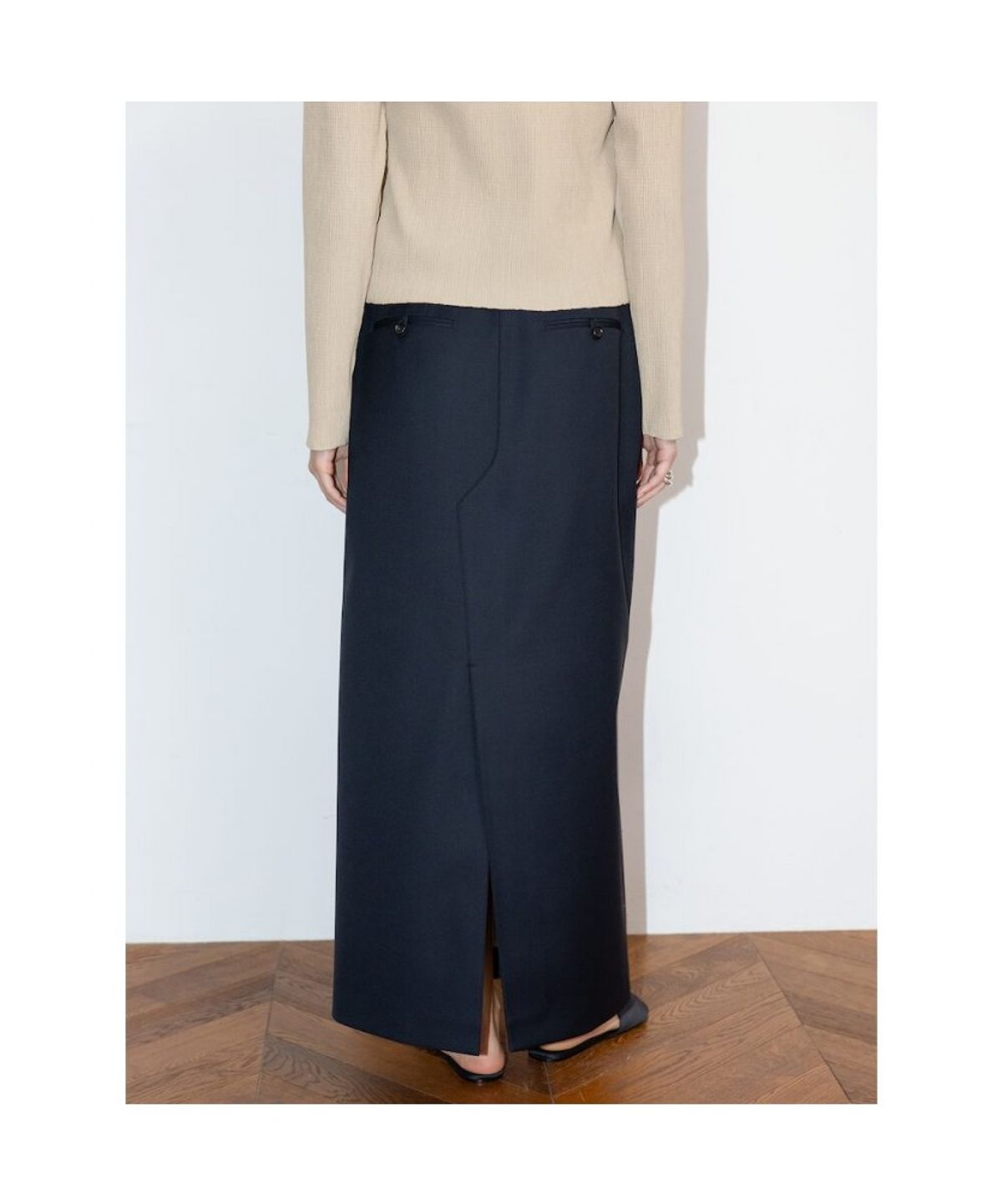 디애퍼처(THE APERTURE) CharlieLong Skirt  Navy (TA6227A07R)