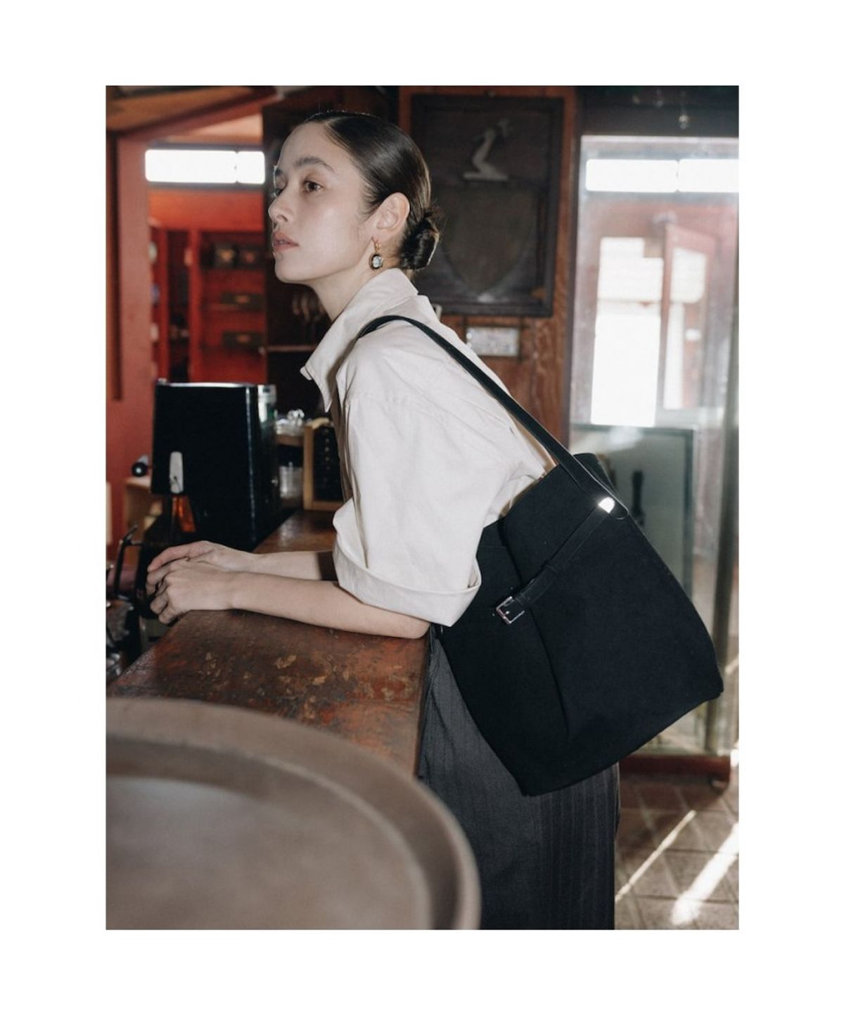 디애퍼처(THE APERTURE) Bucket Belt Bag  Black (TA62D4A015)