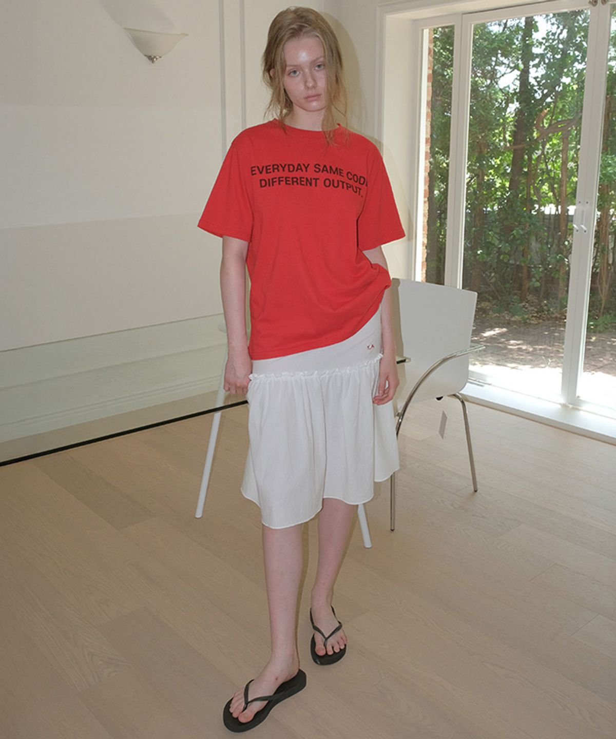 타버트(TARVERT) Maiden Flare Midi Skirt - White