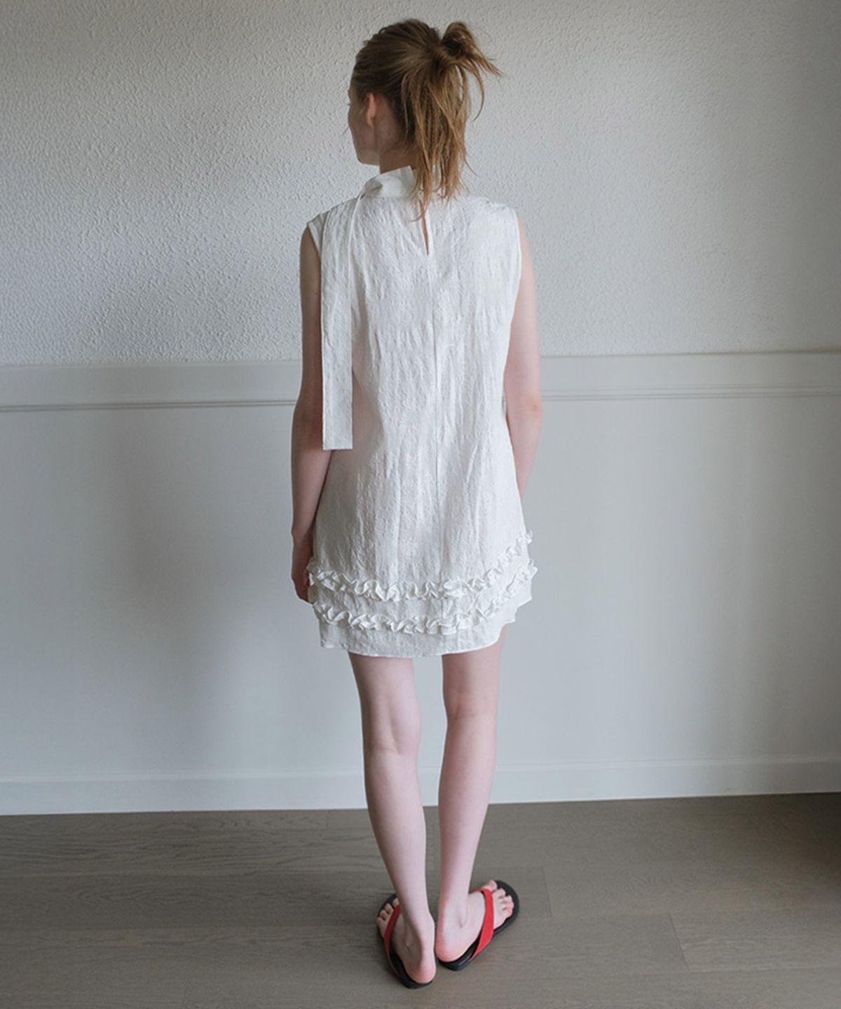 타버트(TARVERT) Romy Flower Scarf Dress - White